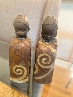 RARE SALT And PEPPER SHAKERS PULSE OF AFRICA by Lladro Pulse Of Africa